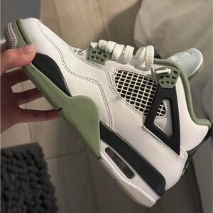 jordan 4